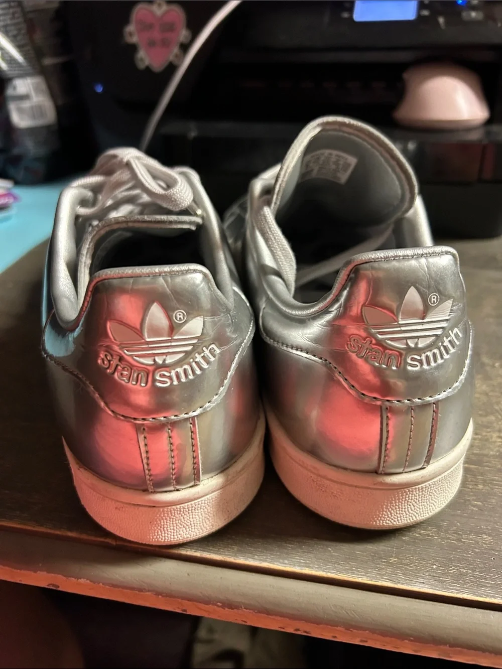 Men's Metallic Silver‎ Low-Top Sneakers Adidas Stan Lee size 8
